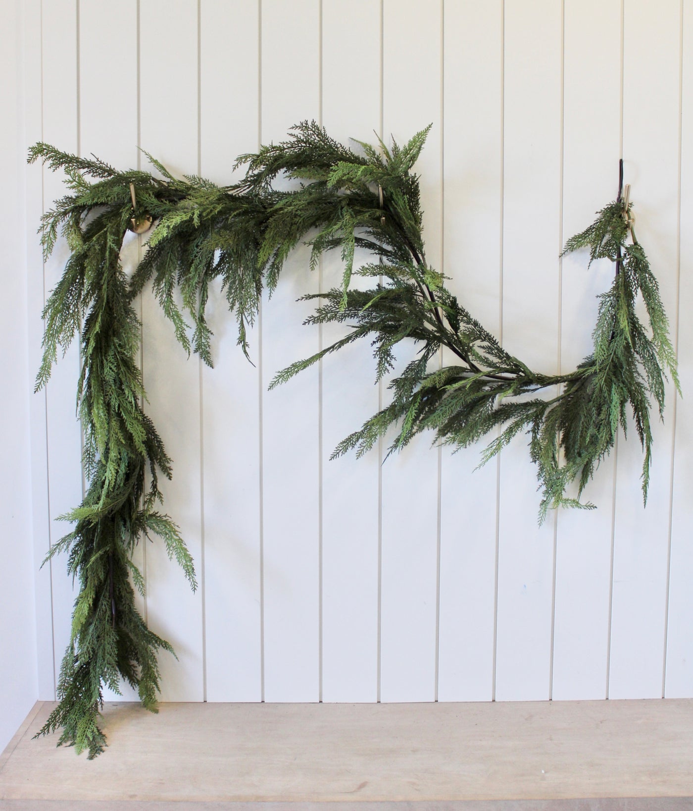 110” Fresh Touch Western Cedar Garland