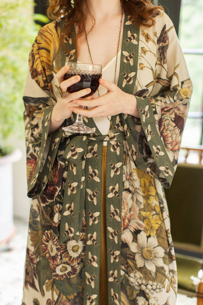 Love Grows Wild - Kimono Robe