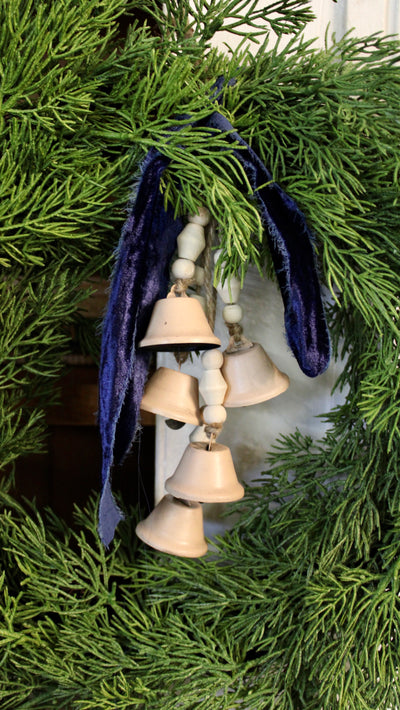 20” Eastern White Cedar Wreath ( Real Touch)