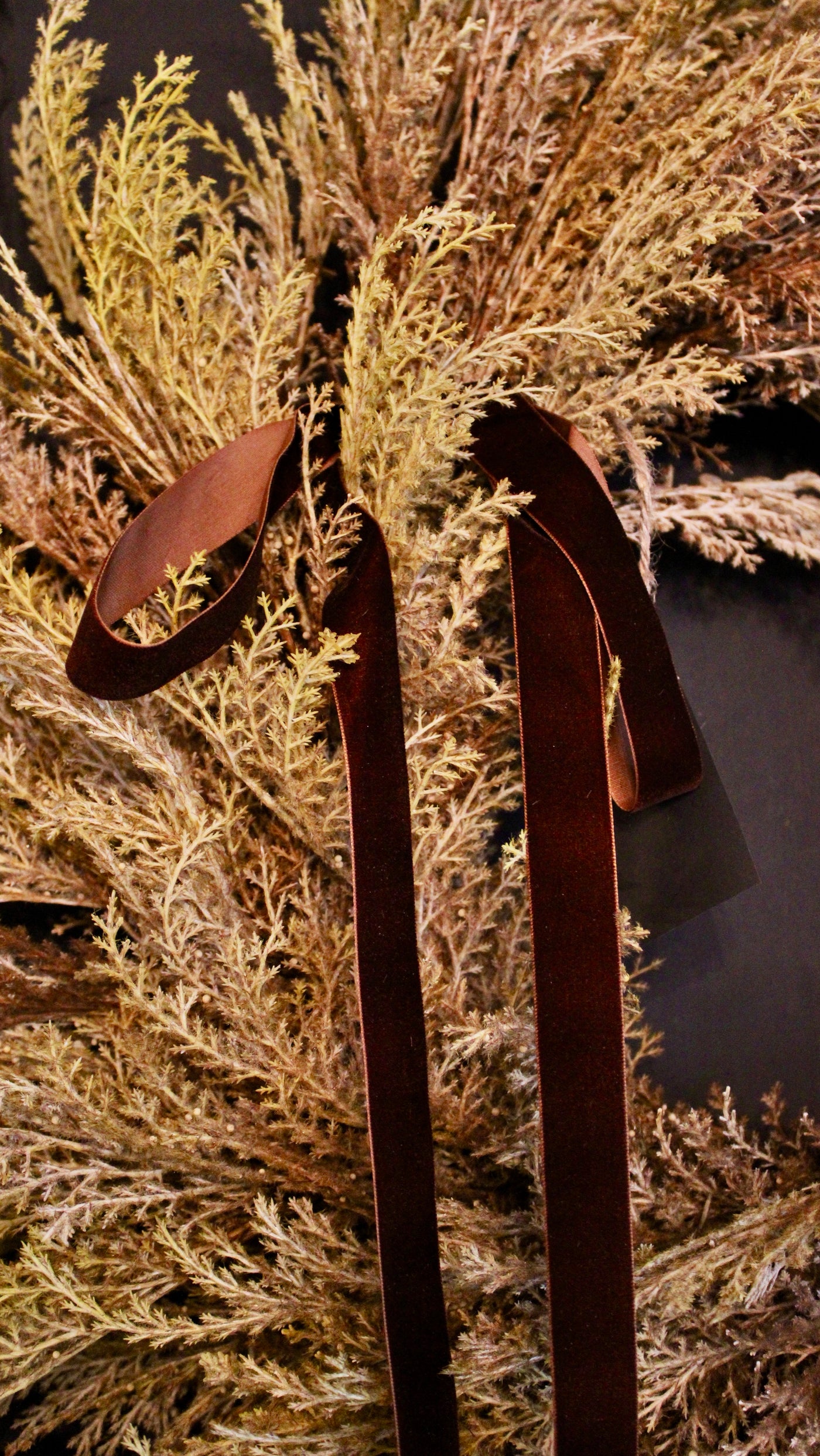 32” Pampas Wreath with Bow