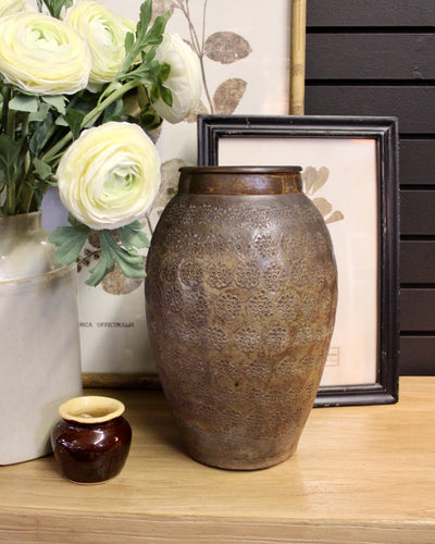 Tall Vintage Floral Pattern Pot