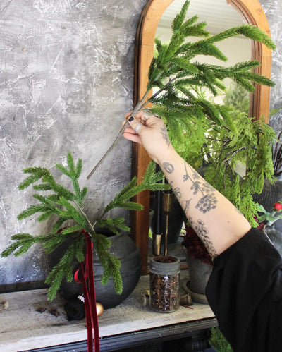 24” Fresh Touch Spruce Spray