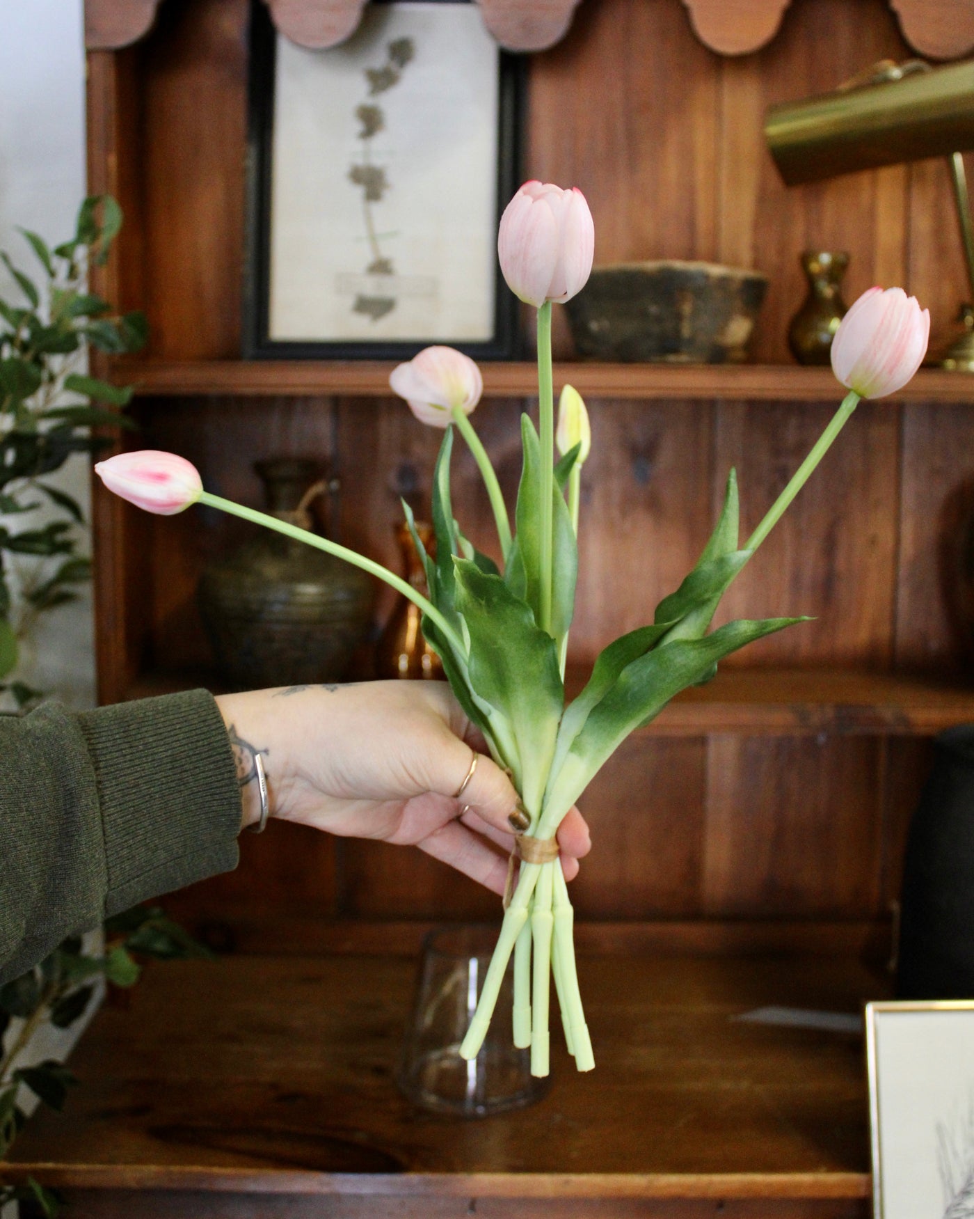 Blush Tulip Bundle (5 Stems)