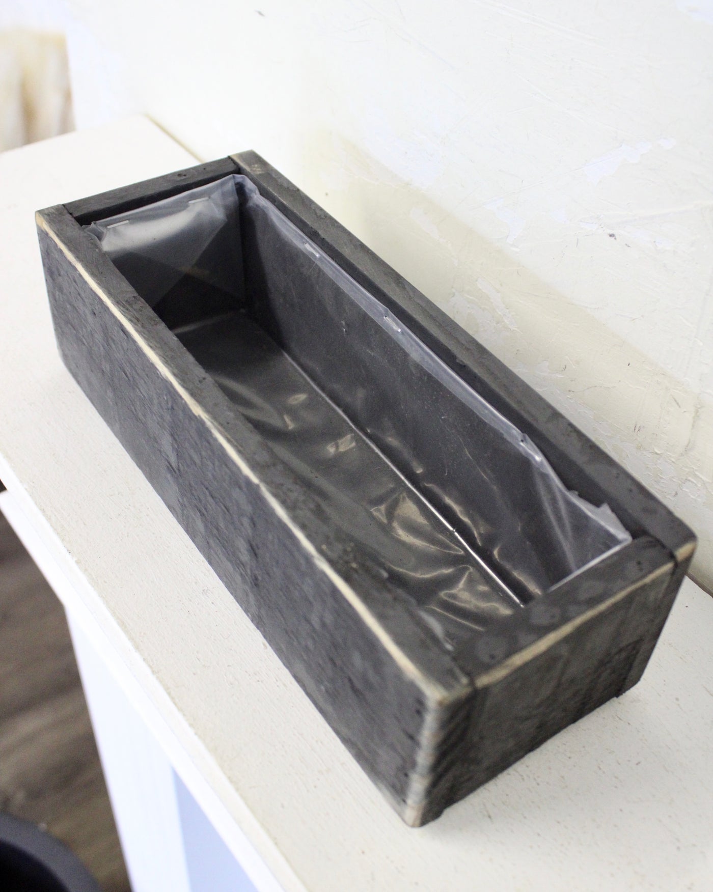 Black Rectangular Wooden Pot