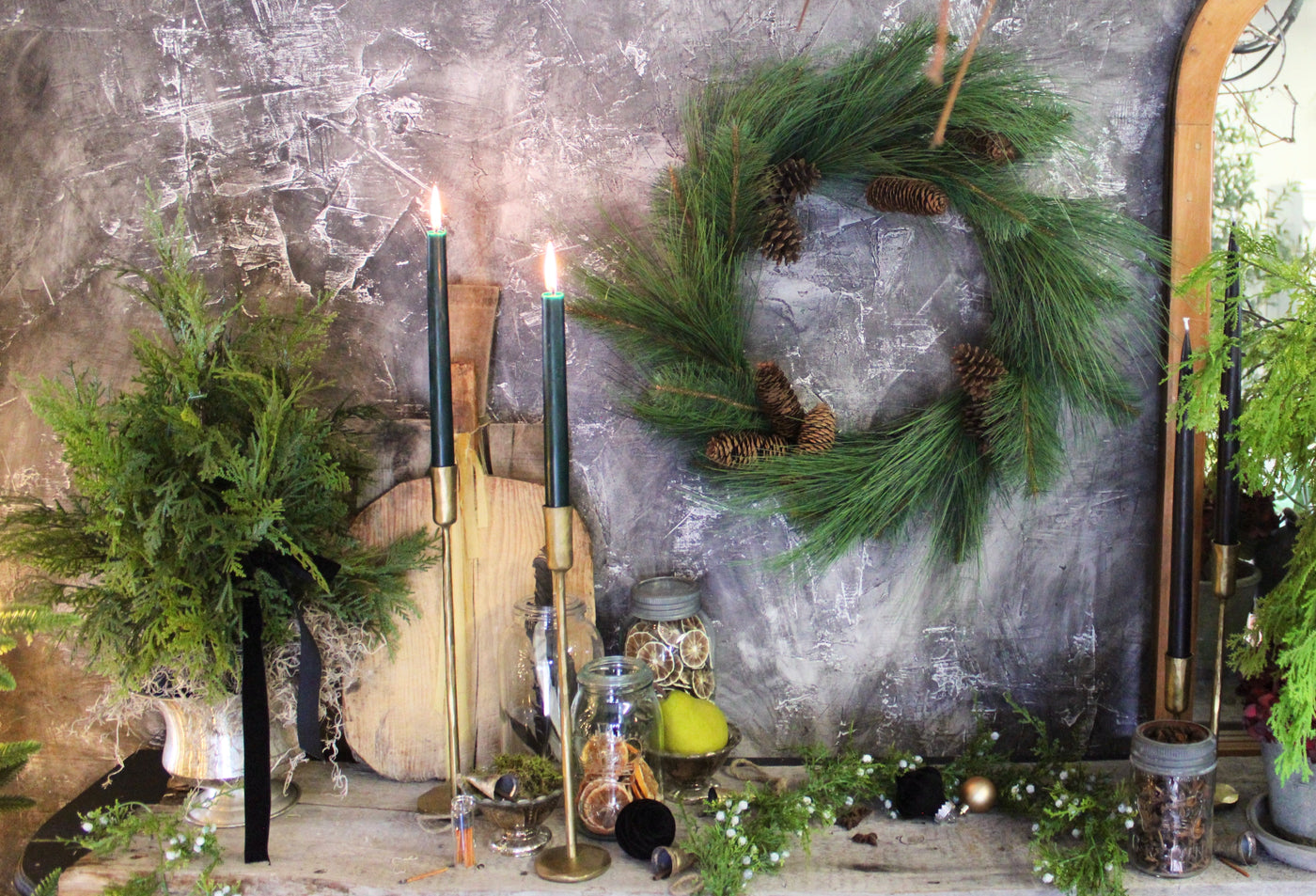 24” Long Needle Pine Wreath