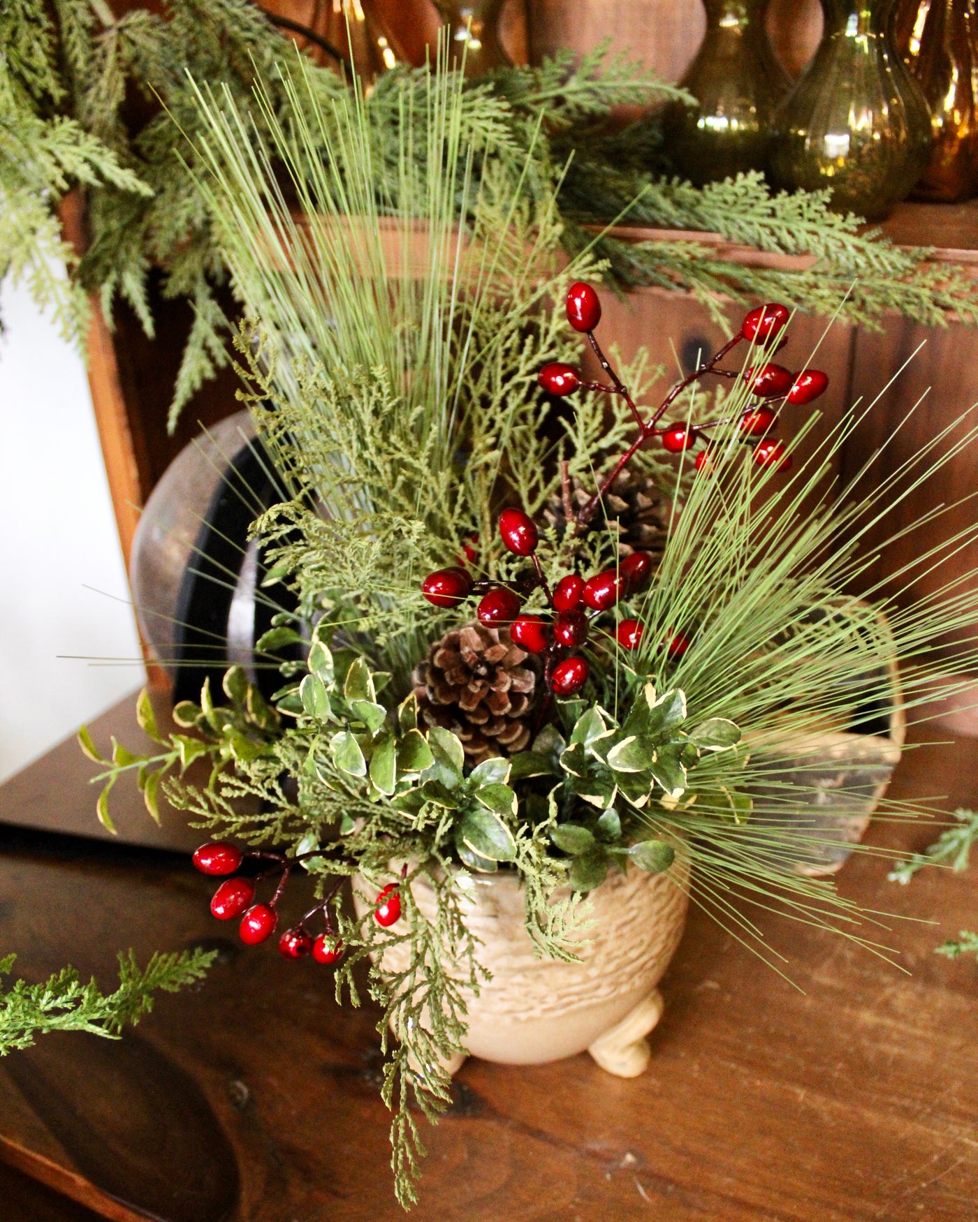 Traditional Christmas Arrangement Redux