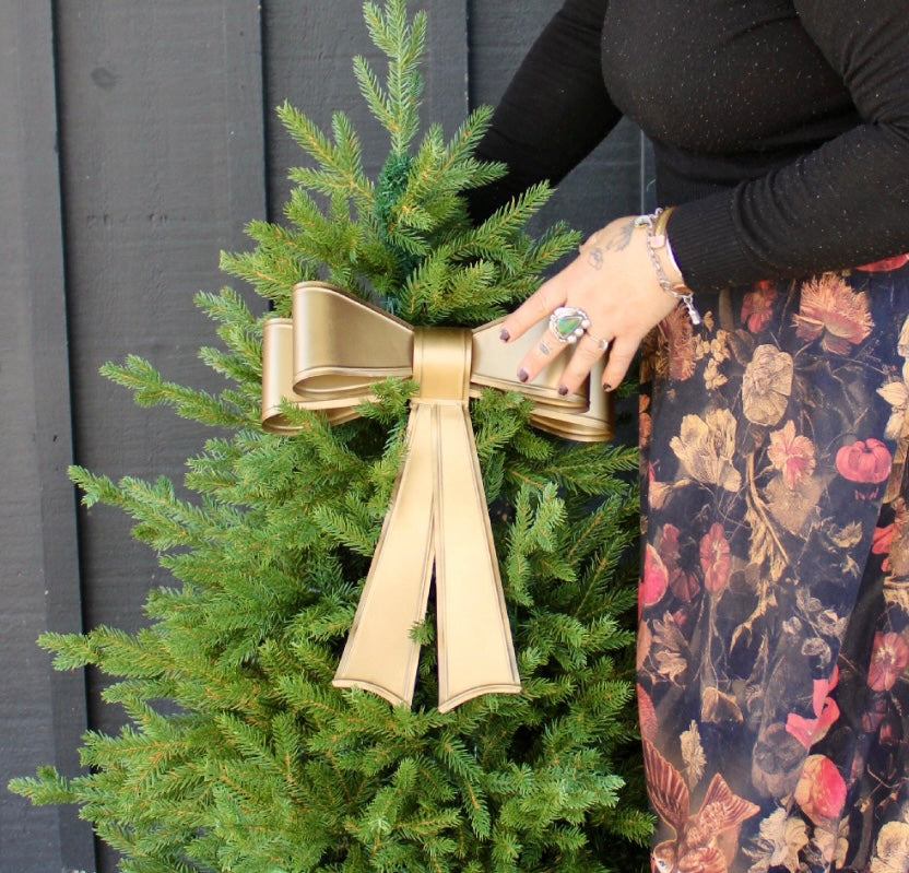 Gold Metal Hanging Bow