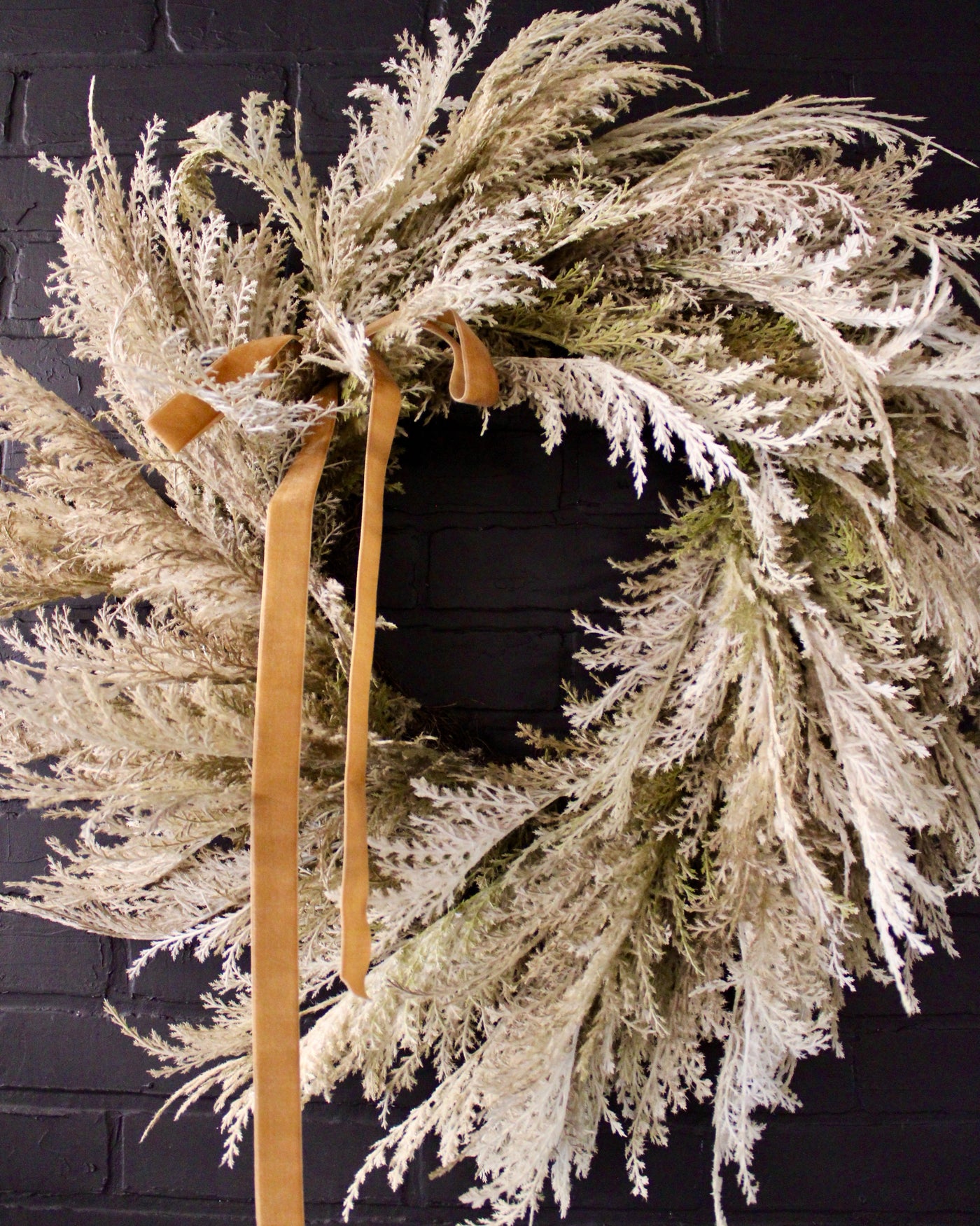 32” Pampas Wreath with Bow
