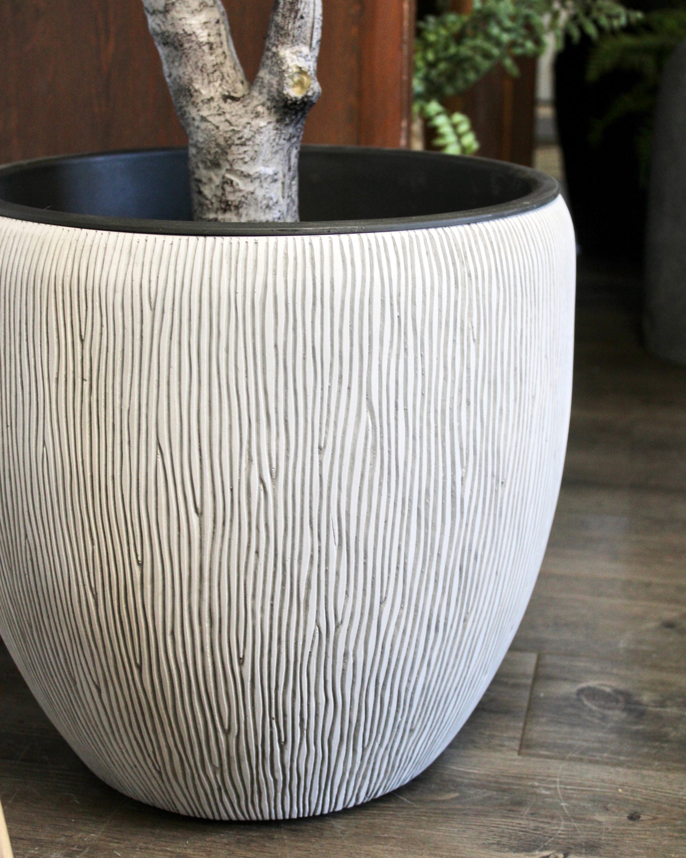 White Grooved Polystone Pot