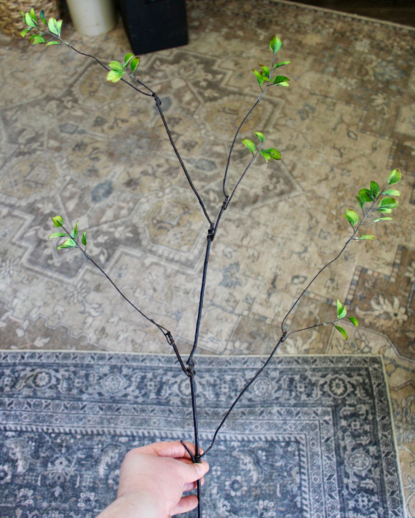 “New Growth” Mini Leaf Branch – Fauxliage