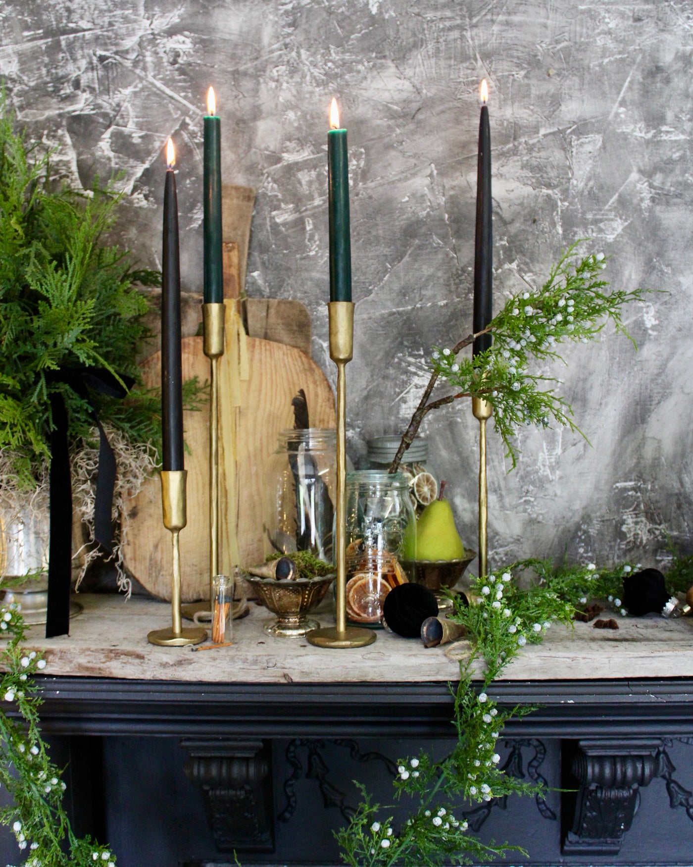 20” Juniper Berry Spray