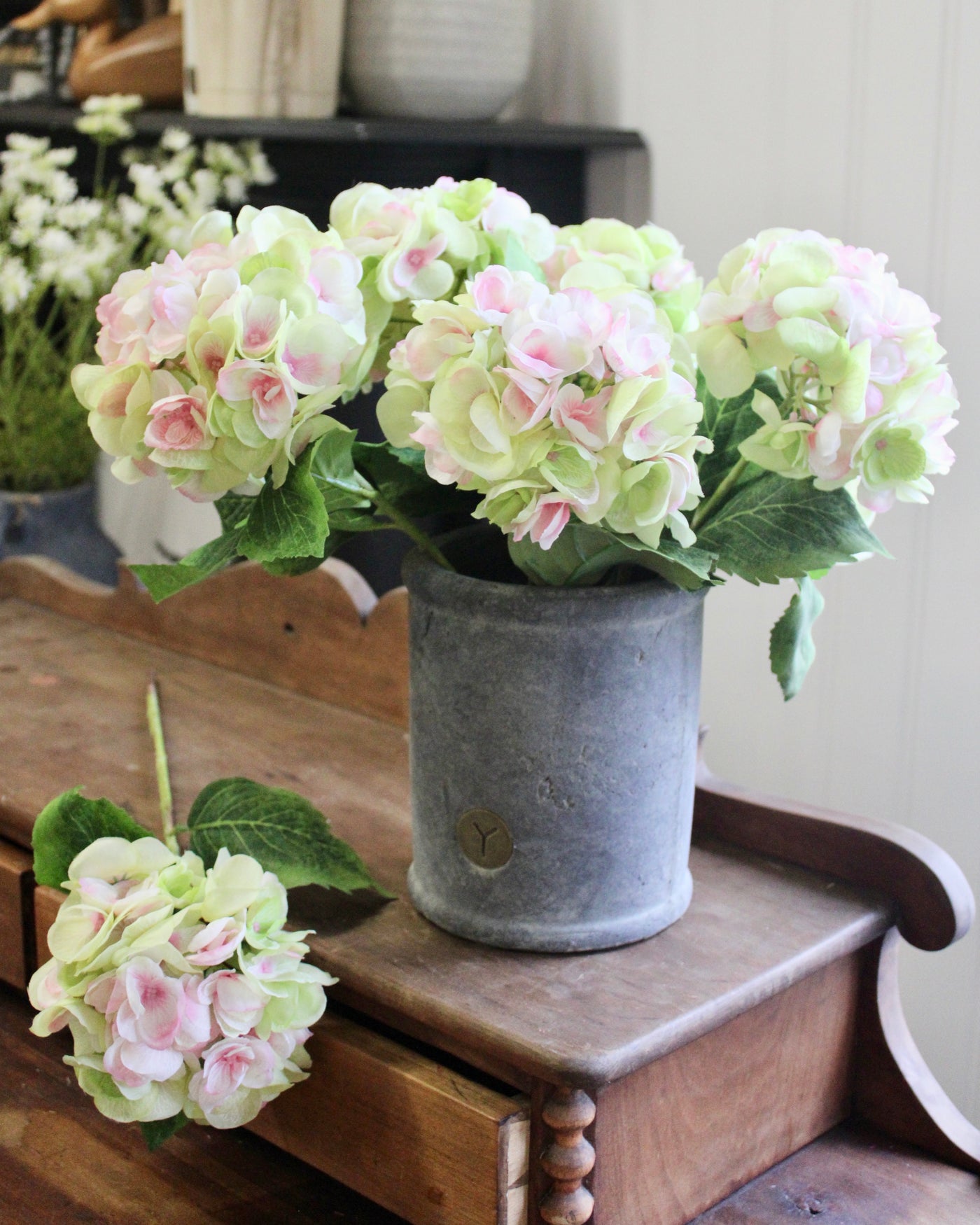 Pink & Green Hydrangea Stem