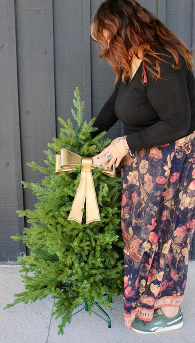 Gold Metal Hanging Bow