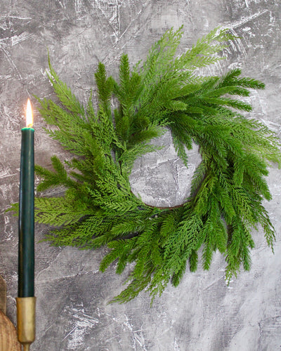 20” Fresh Touch Spruce & Cedar Wreath