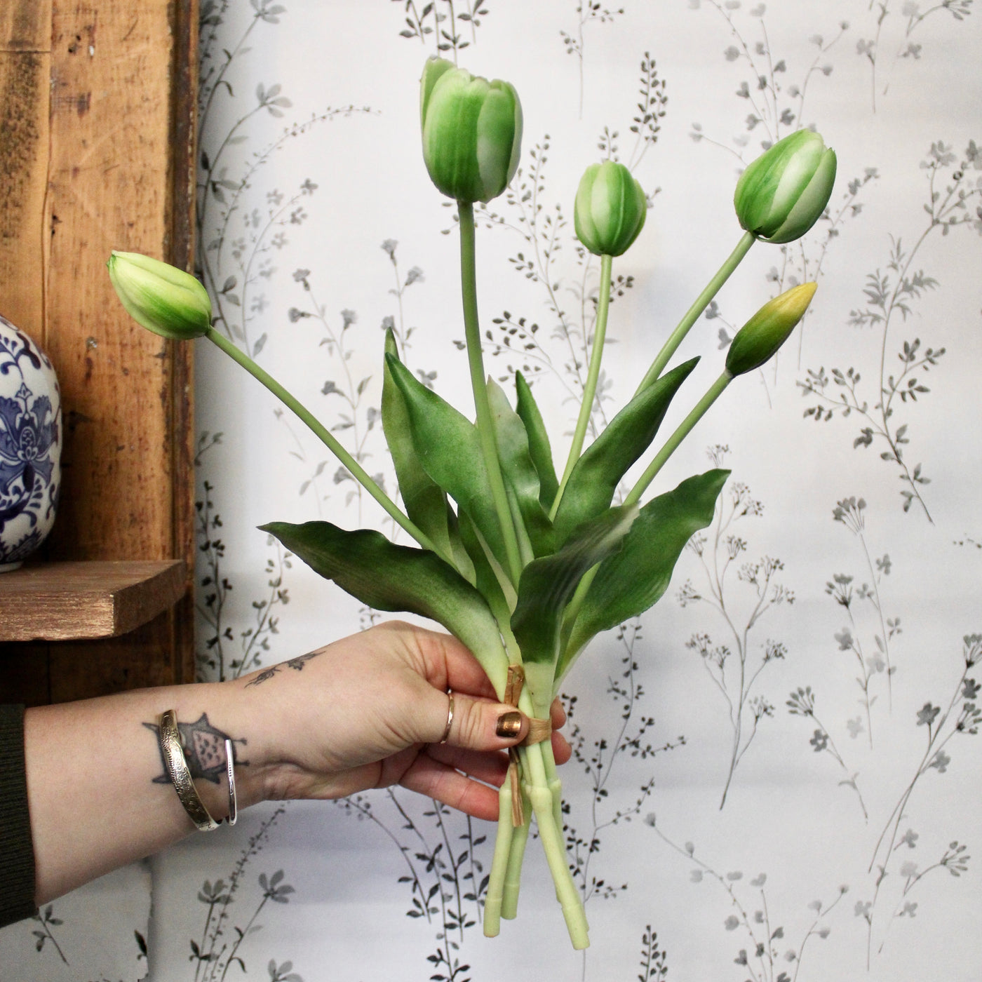 Green Tulip Bundle (5 Stems)