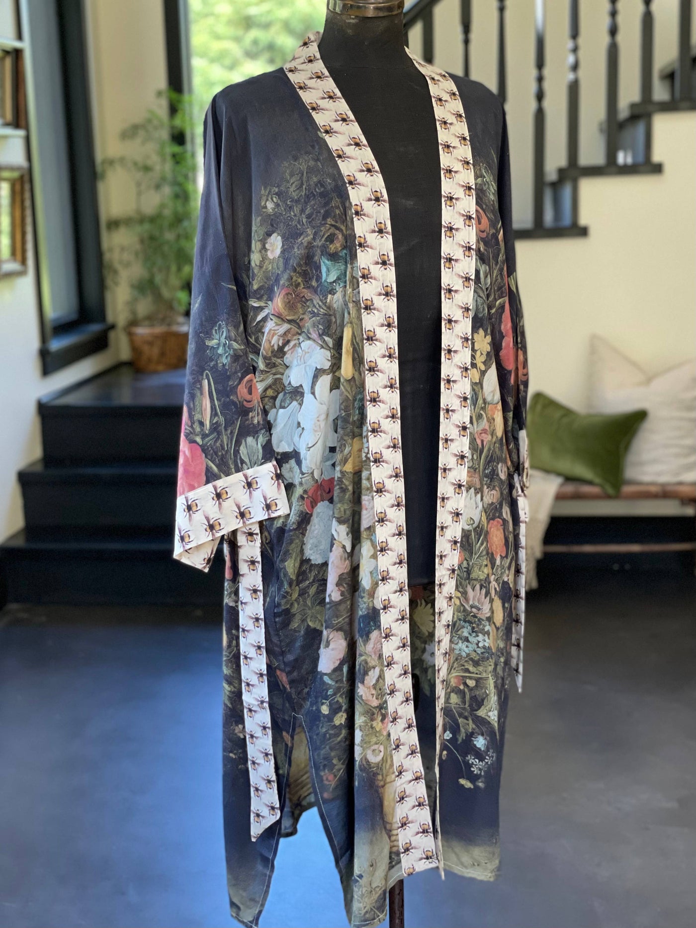 I Dream In Flowers - Kimono Robe