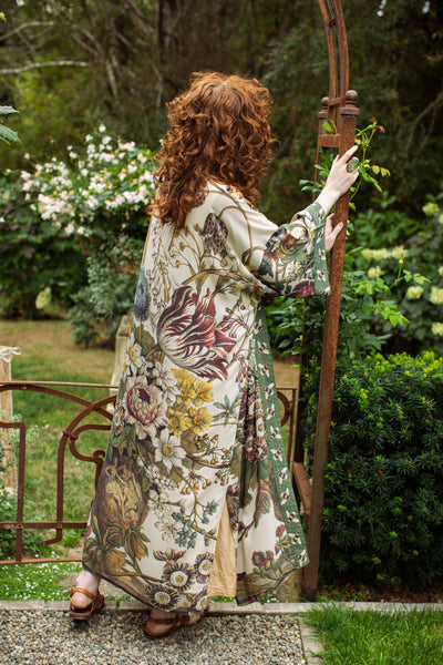 Love Grows Wild - Kimono Robe