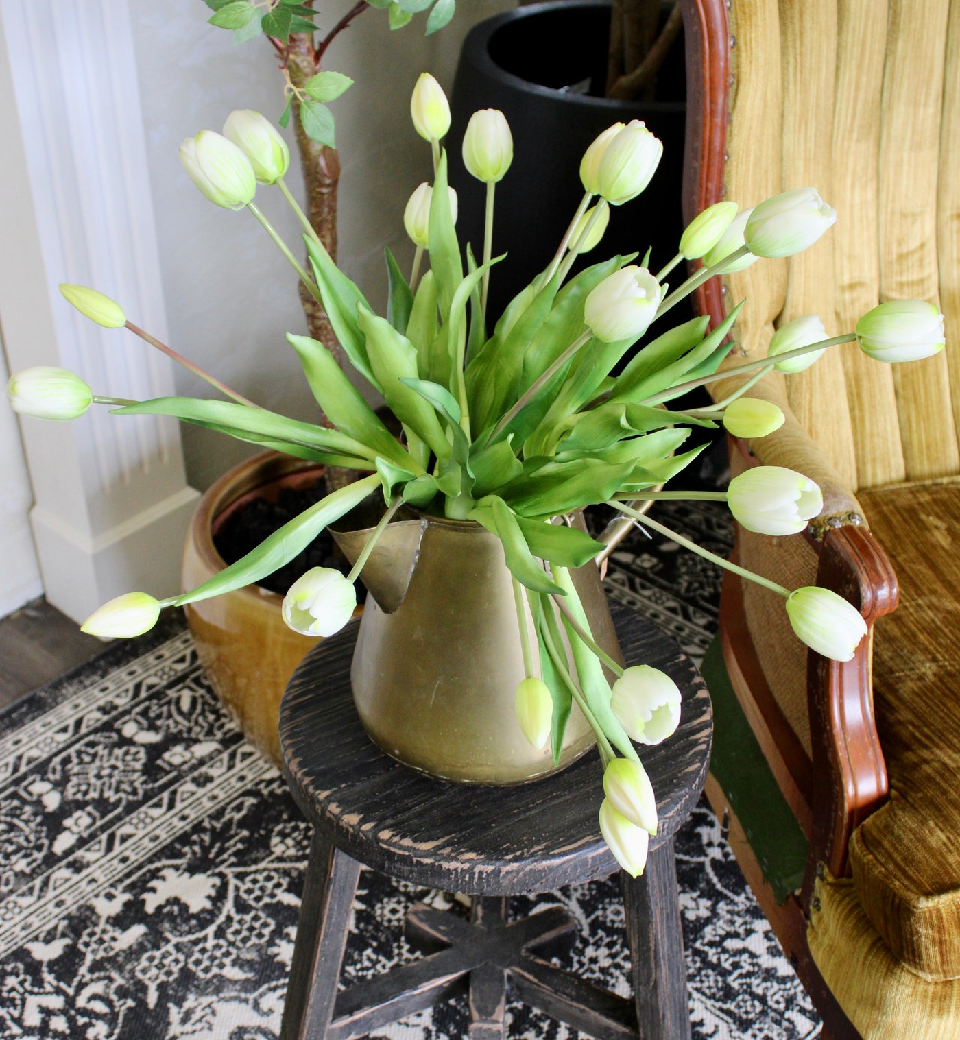 White Tulip Bundle (5 stems)